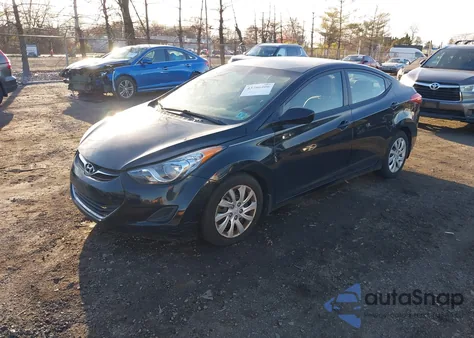 2013 Hyundai Elantra Gls/Limited from USA, damaged, VIN 5NPDH4AE1DH177516